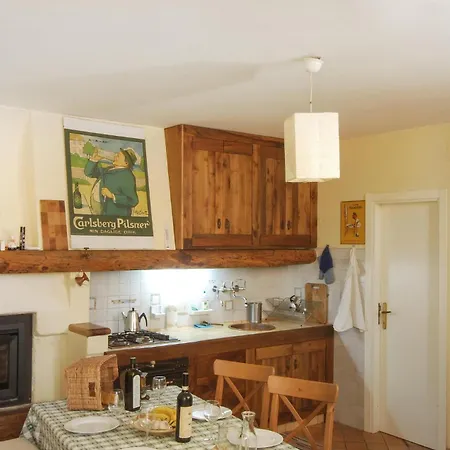 2 Bedroom Lovely In *